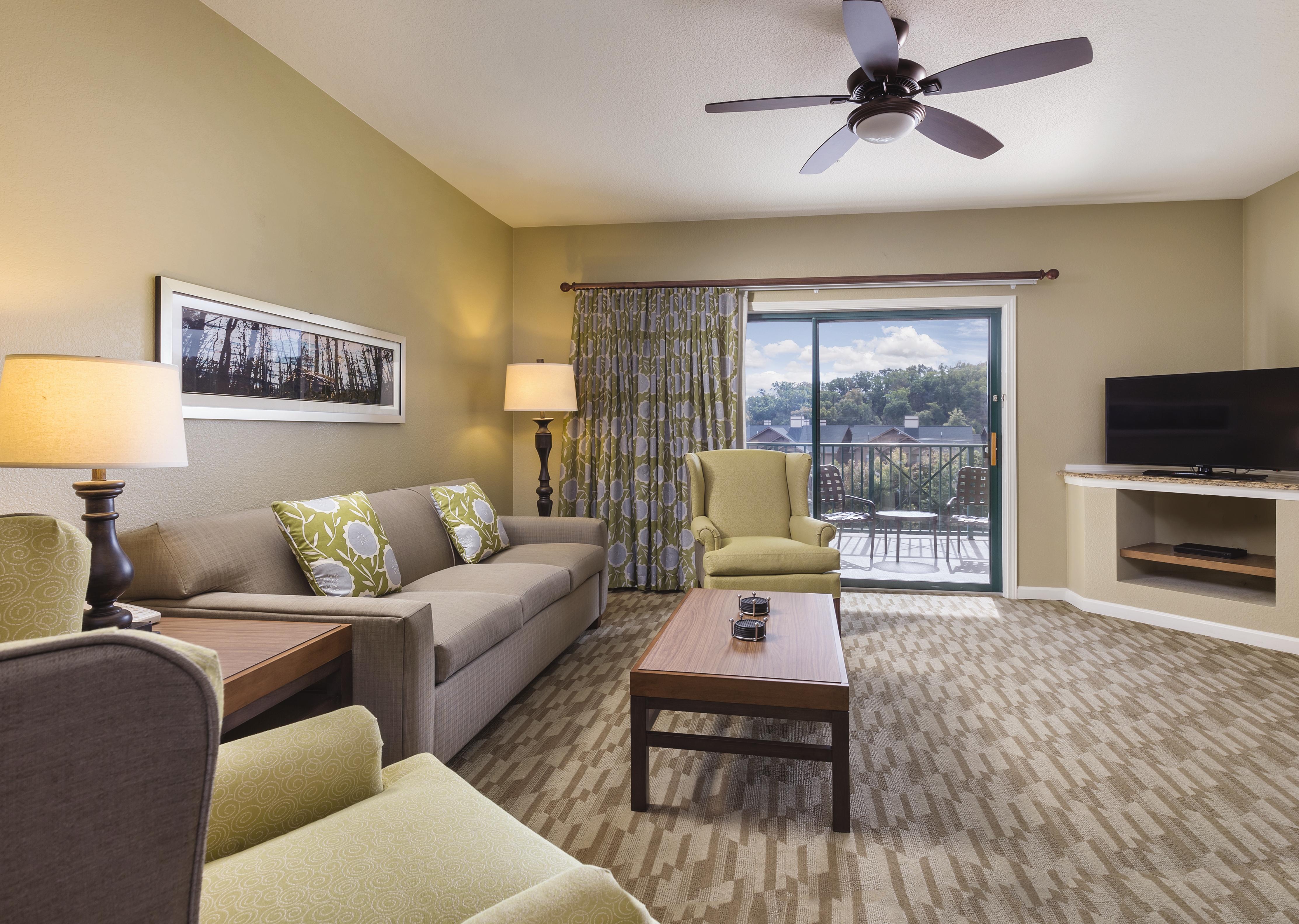 สโมคกี้ เมน์เท็น รีสอร์ต Hotel เซอเวียร์วีล ภายนอก รูปภาพ