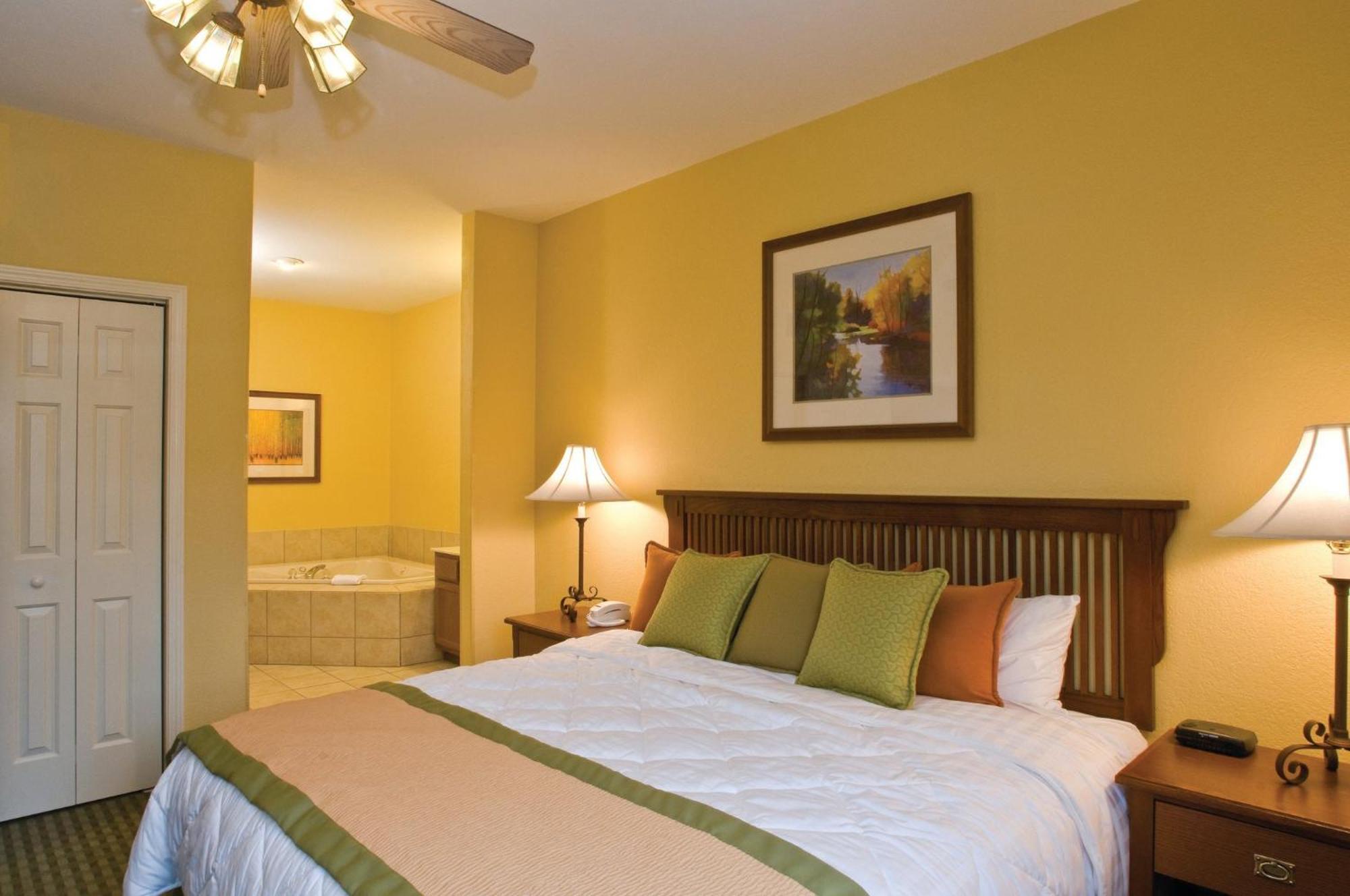 สโมคกี้ เมน์เท็น รีสอร์ต Hotel เซอเวียร์วีล ภายนอก รูปภาพ