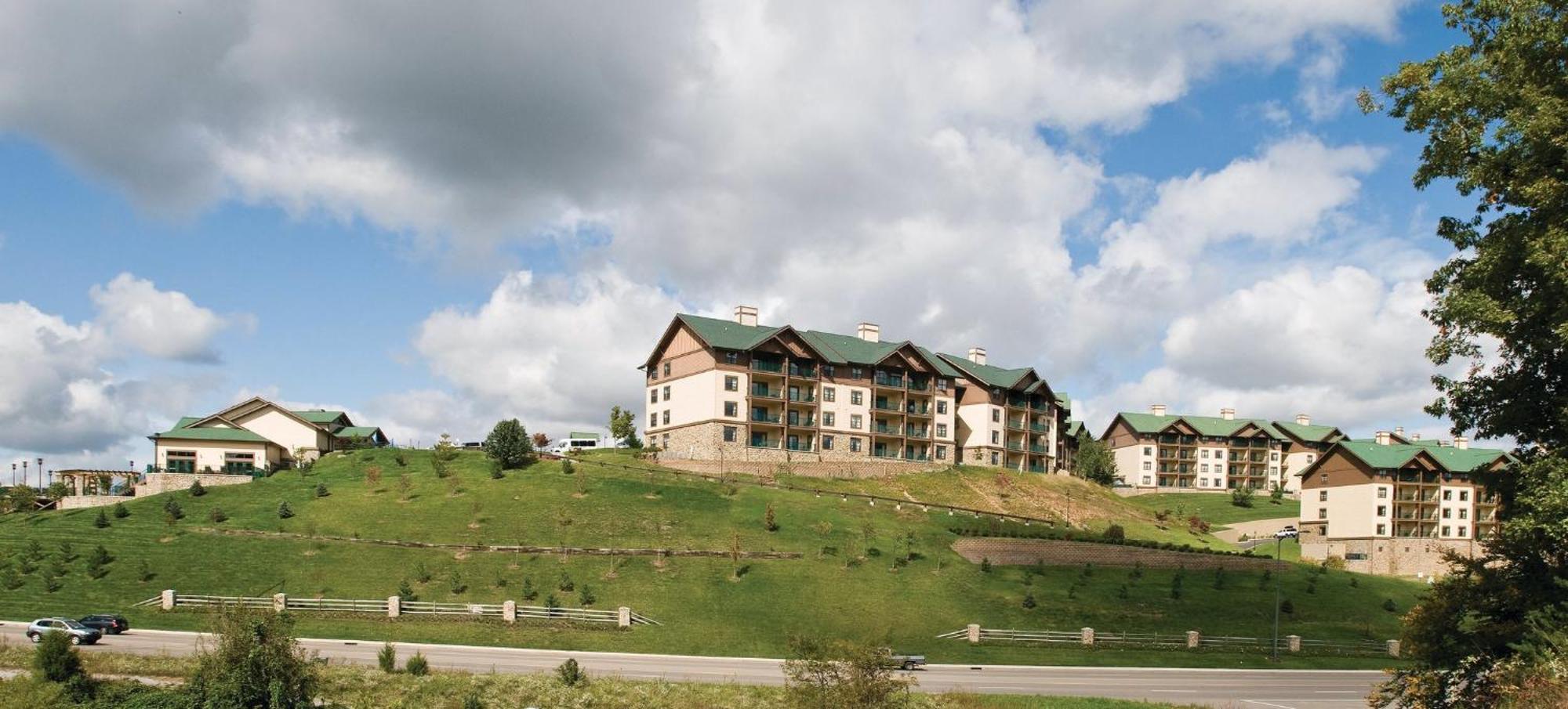 สโมคกี้ เมน์เท็น รีสอร์ต Hotel เซอเวียร์วีล ภายนอก รูปภาพ